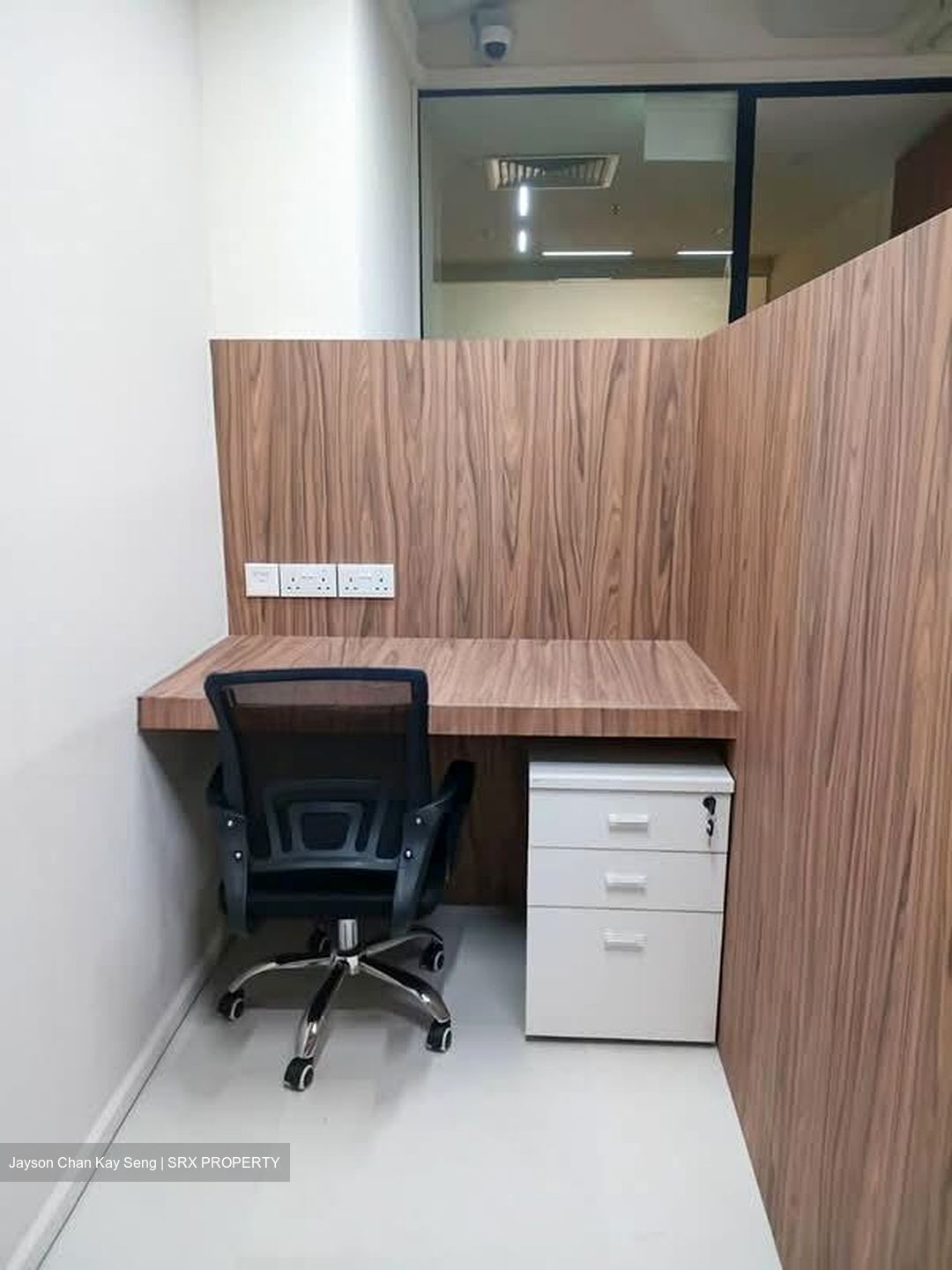 International Plaza (D2), Office #577738371